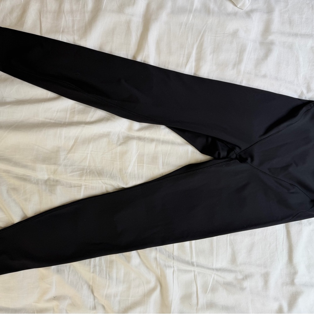 Skims Nike V-line Black Leggings